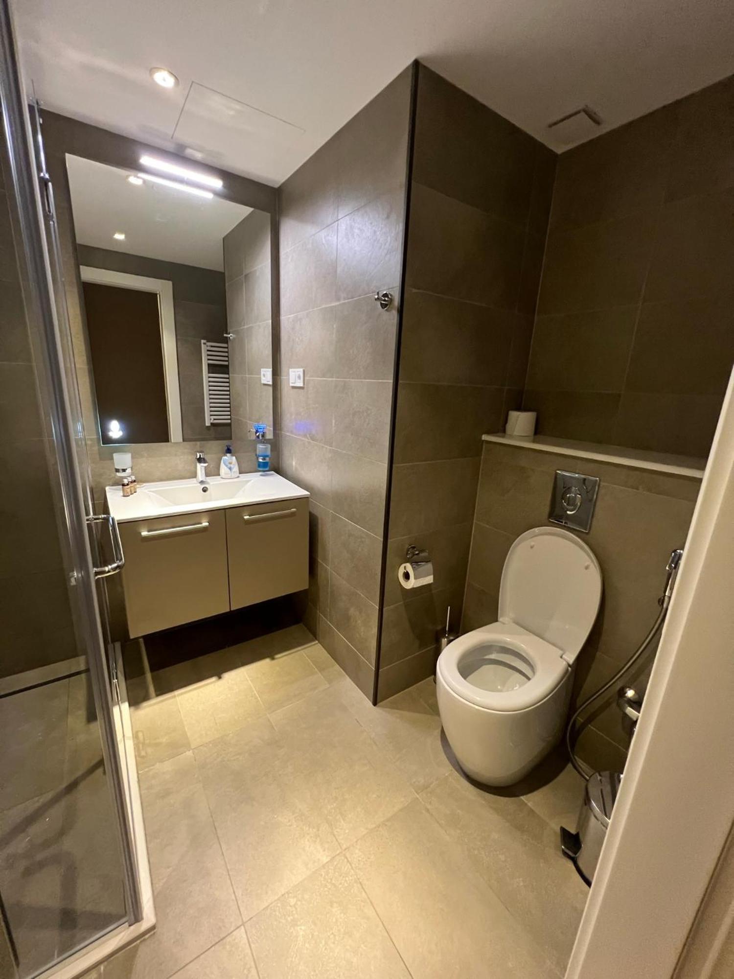 Ng Premium Apartments In Alliance Palace Batumi Esterno foto