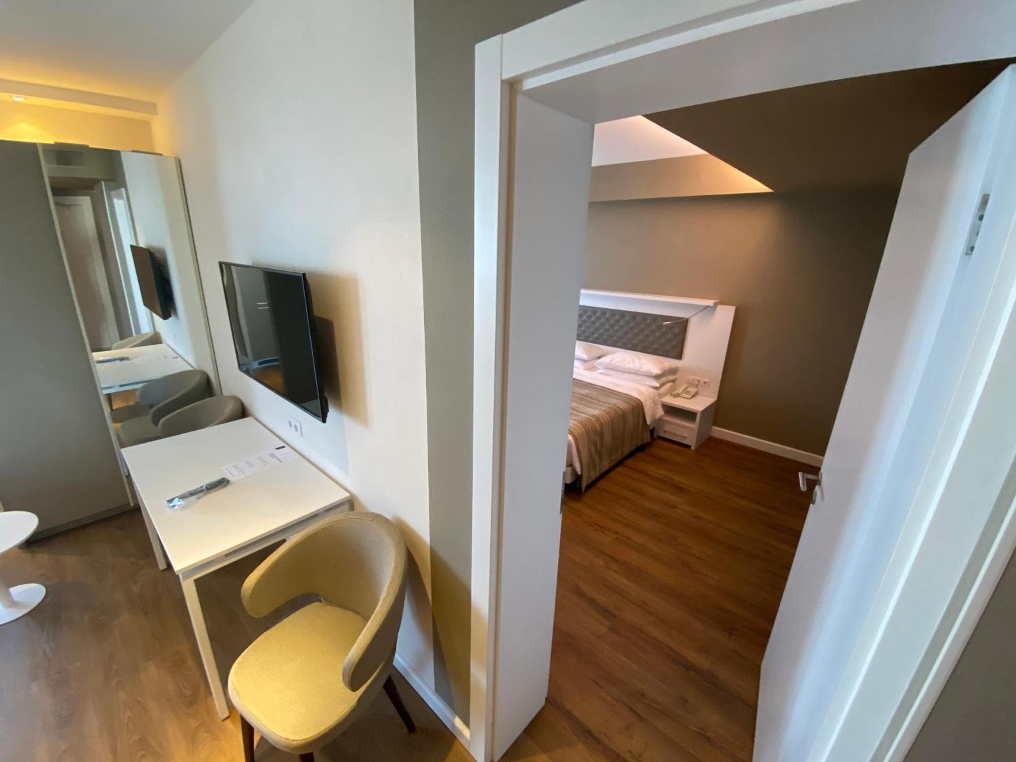 Ng Premium Apartments In Alliance Palace Batumi Esterno foto